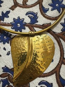 Leaf Choker/ HASLI Necklace
