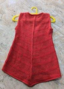 Elegant Red Woven/Cardigan
