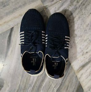 Navy Blue Sartaj Gold Sneakers