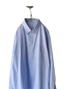 uniqlo light blue half button shirt