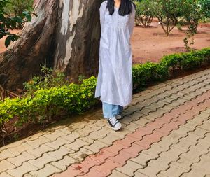 White Embroidered Chikankari Kurta