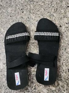 Stylish Black Flat Sandals