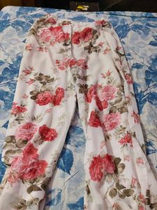 Floral Ruffle Crop Top