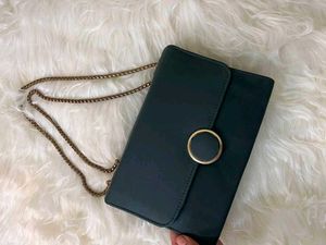 Chic Chain Shoulder Bag ( bottle green )