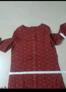 Maroon Printed Kurta with flaws no return middle s