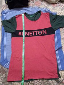 BENETTON T-Shirt used twice top condition 275