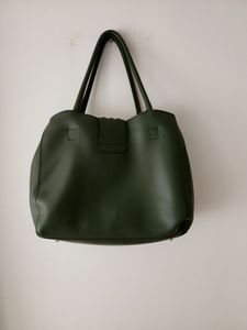 Dark green leather handbag with 3 compartments