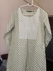 Avaasa Green Cotton Kurta