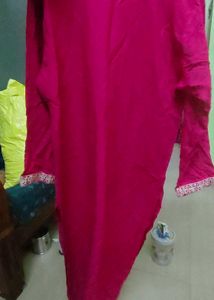 Embellished Pink kurti