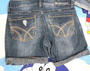 Clmbo of 3 Distressed Denim Shorts