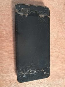 Damaged Smartphone - For Parts