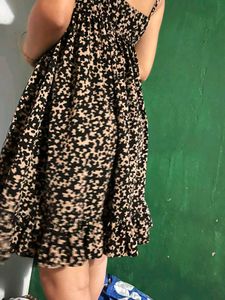 Chic Floral Print Mini Dress