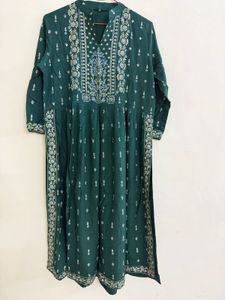 Beautiful Green Embroidered Kurta