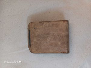 Stylish Green Leather Bifold Wallet