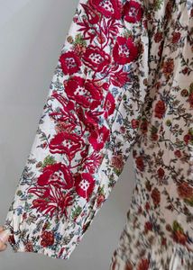 🌺 Embroidered Classy Top