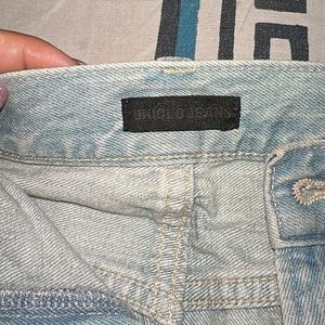 Uniqlo Light Wash Denim Jeans