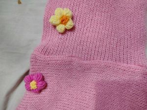 Savana Pink Cropped Cardigan with Floral Appl
