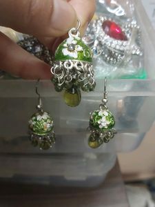 Ear Hanging And Locket Set