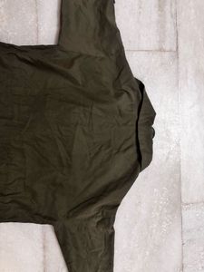 Chic Olive Green Double-Breasted Jacket