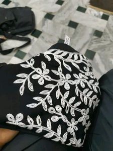 Chikankari Top