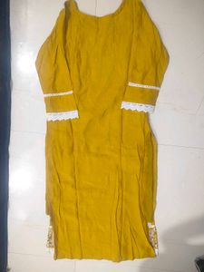 Trendy Lime Yellow Suit at 799 rs onlyy