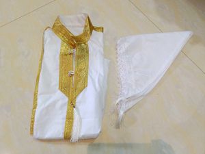 🪙🤍White Kurta with Gold Embellishments