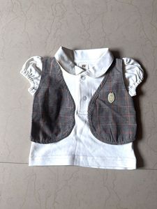 Girl's Plaid Skirt Outfit