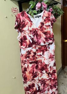 Chic Floral Print Wrap Dress