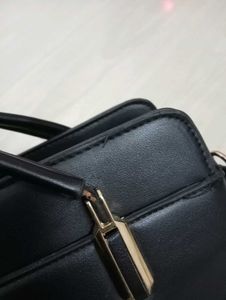 Glamor Black Satchel Hanbag &amp; Sholder Bag