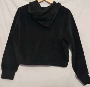 Cropped Black Hoodie