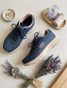 Skechers Sports shoes - Unisex UK 7