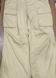 H&M unisex baggy cargo gold pa