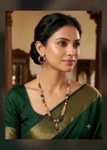 Elegant Pearl and Gold Necklace & Earrings Set