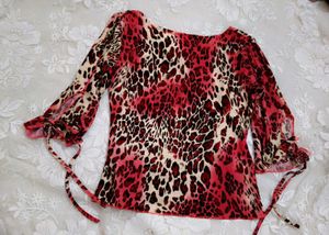 Very Cute And Beautiful Crop Top