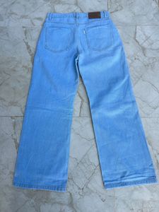 Light Wash Ripped Wide Leg Jeans