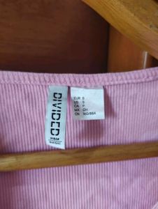 Pink Ribbed Twist Front Crop Top 💗