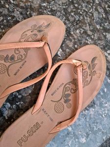 Casual Peach Floral Flip-Flops