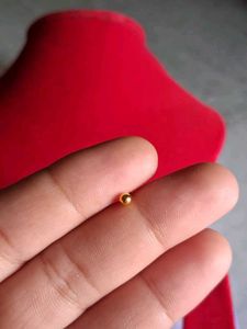Elegant Gold Ball nosepin