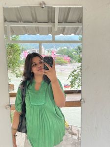 Vibrant Green Embroidered Kurta