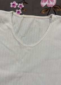 Ribbed V-Neck Crop Top