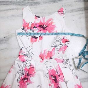 Chic Floral Print Sleeveless Dress