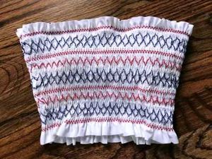 107.Cute Smocked Tube Top