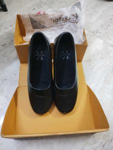 Black Ballerina Flats