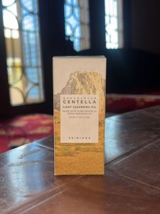 SKIN1004 Madagascar Centella Light Cleansing Oil