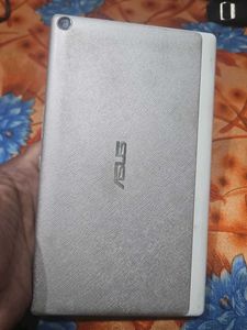 ASUS Tablet in a used condition