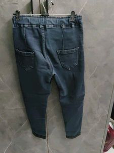 Stylish Dark Wash Cargo Jeans