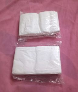 ✨ Pack of 2 White Face Tissues ✨