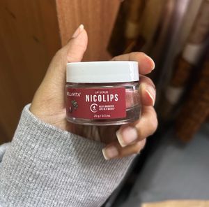 Nicolips Lip Scrub &amp; Liquid Matte Lipstick Combo