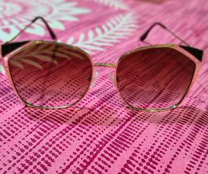 Stylish Cat-Eye Sunglasses