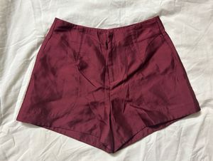 Stylish High-Waisted Maroon Shorts